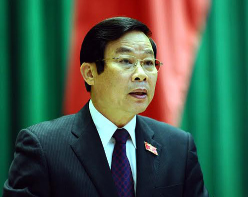 Bộ trưởng Bộ TT-TT Nguyễn Bắc Son trả lời chất vấn